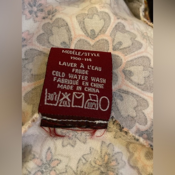 Reitmans petites blue & white butterfly 🦋 pattern jacket w/ top & front pockets - Picture 12 of 13